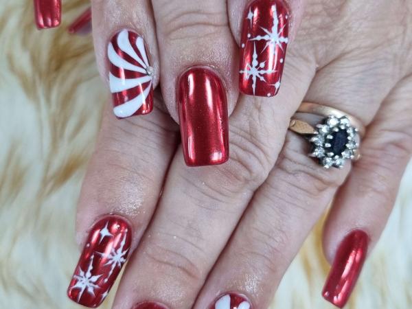 Deluxe Nails gallery