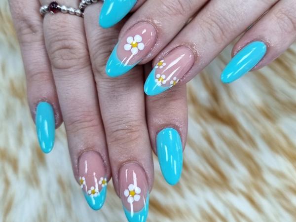 Deluxe Nails gallery